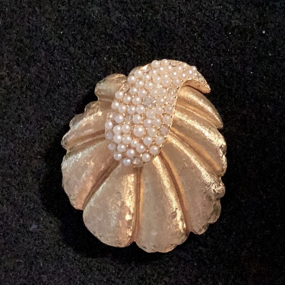 Vintage signed BSK BROOCH